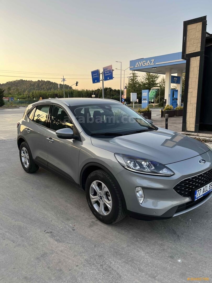 Sahibinden Ford Kuga 1.5 EcoBoost Style 2023 Model Yalova 23.500 km Gri (Gümüş) 2