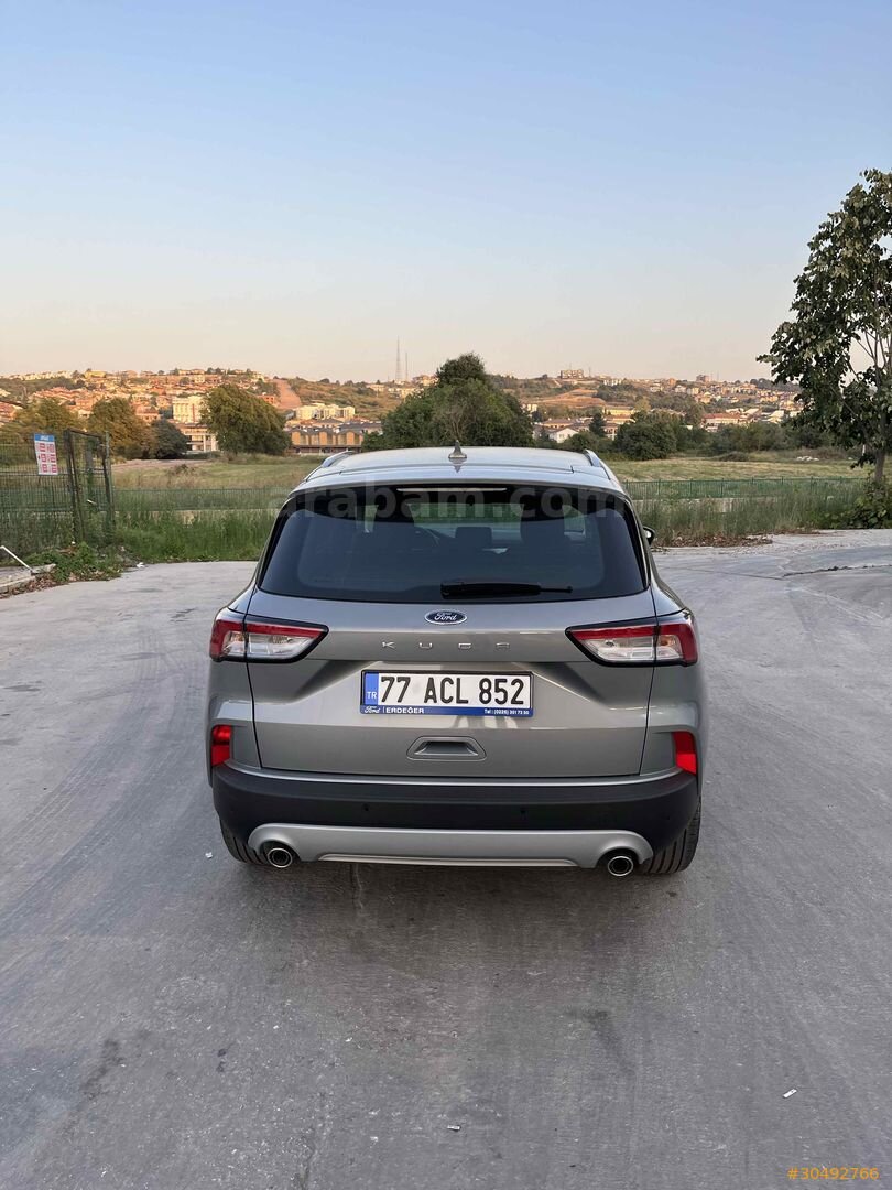 Sahibinden Ford Kuga 1.5 EcoBoost Style 2023 Model Yalova 23.500 km Gri (Gümüş) 4