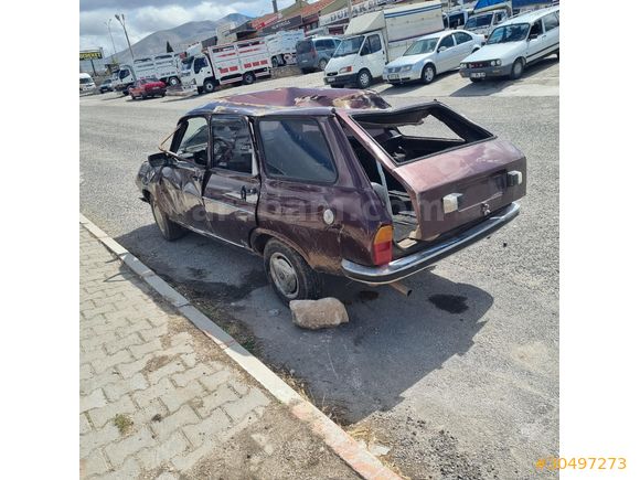 Galeriden Renault 12 Niğde