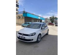 Sahibinden Volkswagen Golf 1.6 TDi Trendline 2012 Model 
Double ekran 
Park sensörü ve geri görüş kamerası 
Lastikler %70
Xenon farlar 
Düzenli bakım