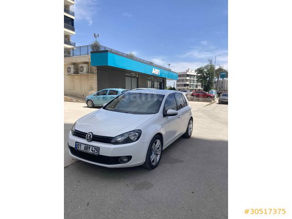 Sahibinden Volkswagen Golf 1.6 TDi Trendline 2012 Model 
Double ekran 
Park sensörü ve geri görüş kamerası 
Lastikler %70
Xenon farlar 
Düzenli bakım