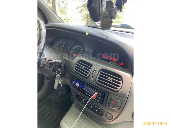 Sahibinden Renault Scenic 1.6 RXT 2001 Model 