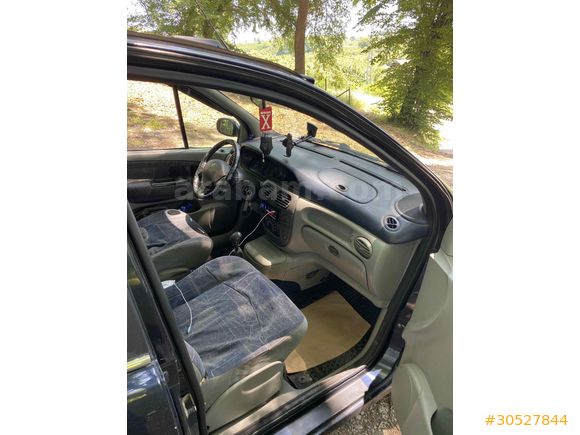 Sahibinden Renault Scenic 1.6 RXT 2001 Model 