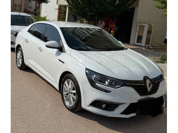 Sahibinden Renault Megane 1.5 Blue DCI Touch 2020 Model 