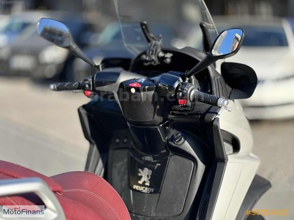 MotoFinans'tan Peugeot Metropolis 400