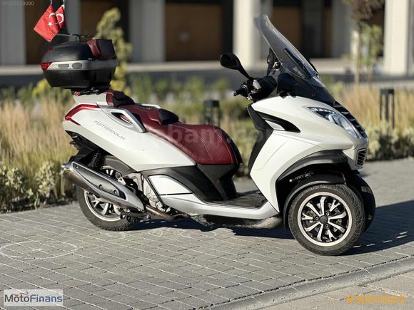 MotoFinans'tan Peugeot Metropolis 400