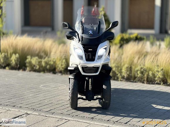 MotoFinans'tan Peugeot Metropolis 400