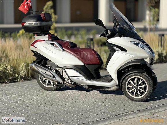 MotoFinans'tan Peugeot Metropolis 400