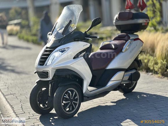MotoFinans'tan Peugeot Metropolis 400