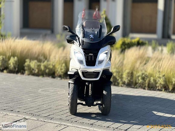 MotoFinans'tan Peugeot Metropolis 400