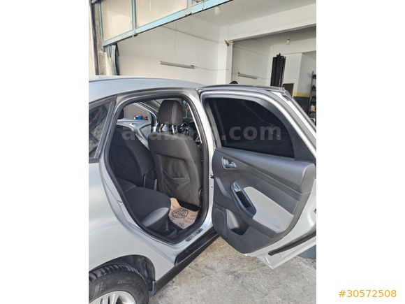 Sahibinden Temiz Ford Focus 1.6 TDCi Trend 2013 Model