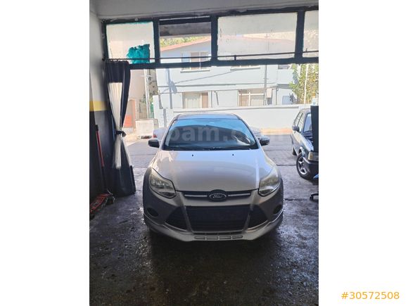Sahibinden Temiz Ford Focus 1.6 TDCi Trend 2013 Model