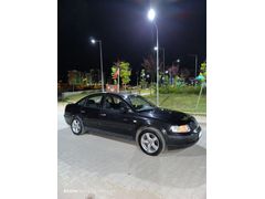Sahibinden Volkswagen Passat 1.8 2000 Model