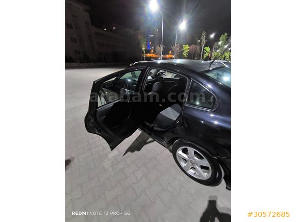 Sahibinden Volkswagen Passat 1.8 2000 Model