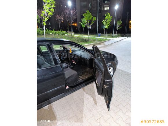 Sahibinden Volkswagen Passat 1.8 2000 Model