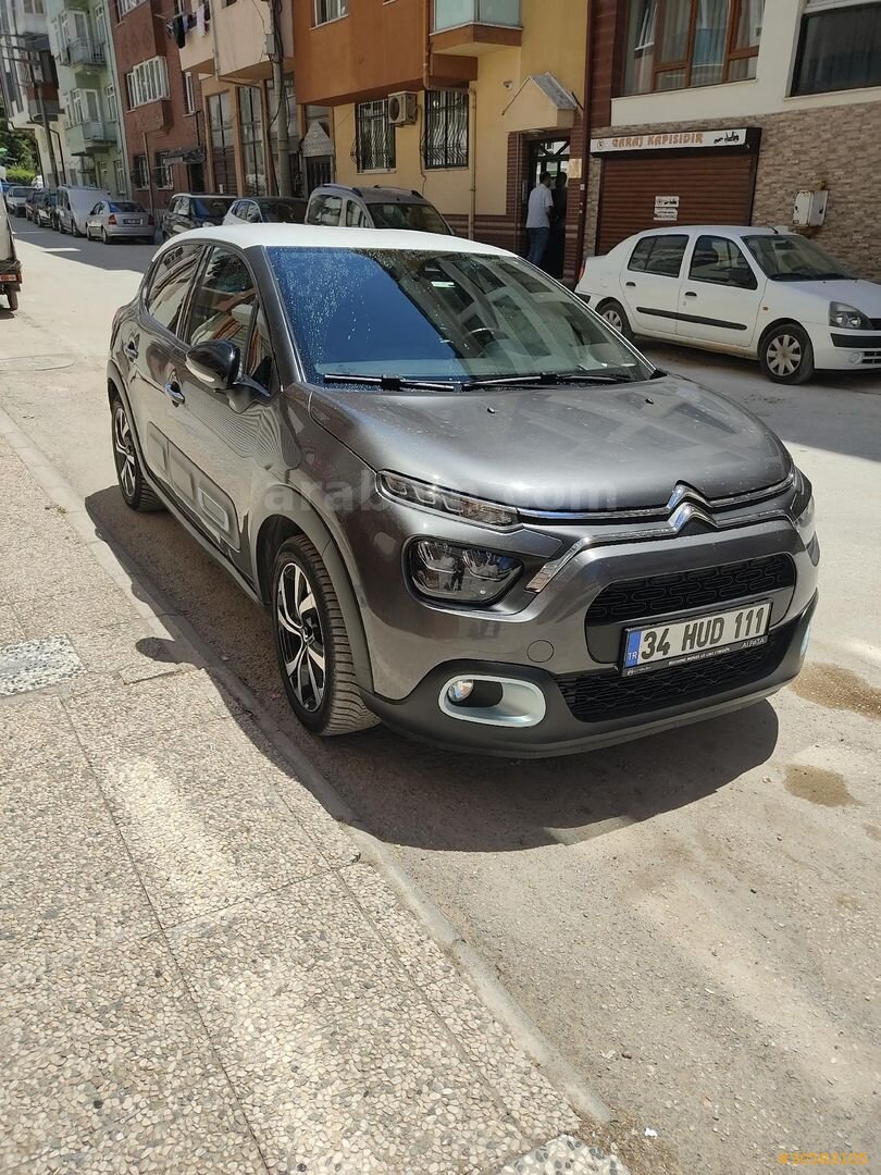 Sahibinden Citroen C3 1.2 PureTech Elle 2023 Model Eskişehir 88.000 km Gri (metalik) 2