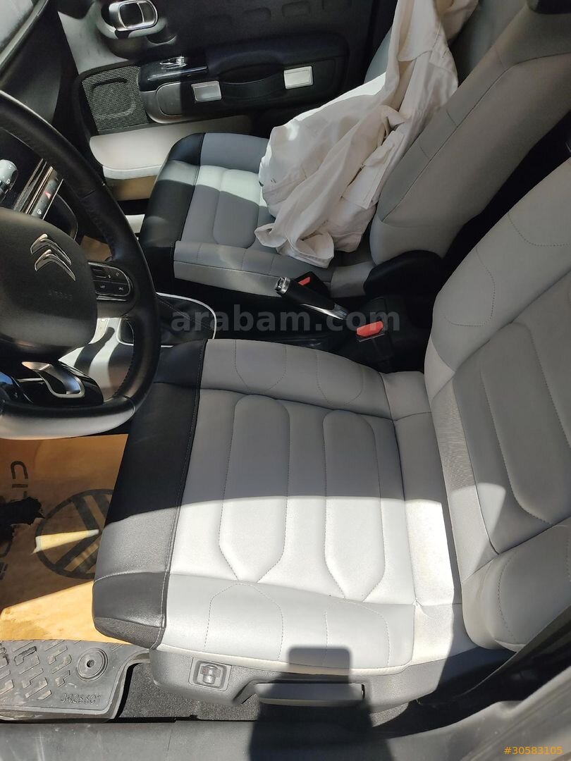 Sahibinden Citroen C3 1.2 PureTech Elle 2023 Model Eskişehir 88.000 km Gri (metalik) 4