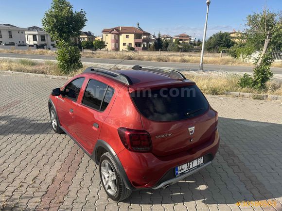 Sahibinden Dacia Sandero 1.5 dCi Stepway 2016 Model 