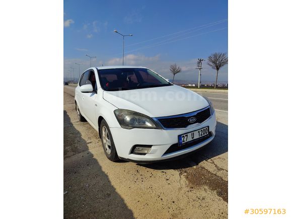 Sahibinden Kia Ceed 1.6 CRDi Cool 2012 Model Batman