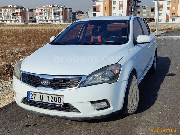Sahibinden Kia Ceed 1.6 CRDi Cool 2012 Model Batman