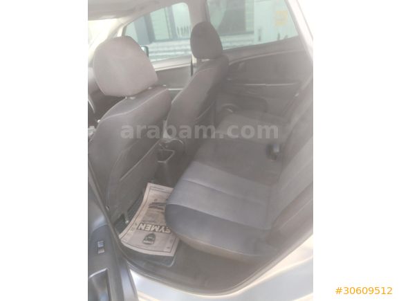 Kia Venga 1.6 CRDi Panaroma Plus 2011 Model