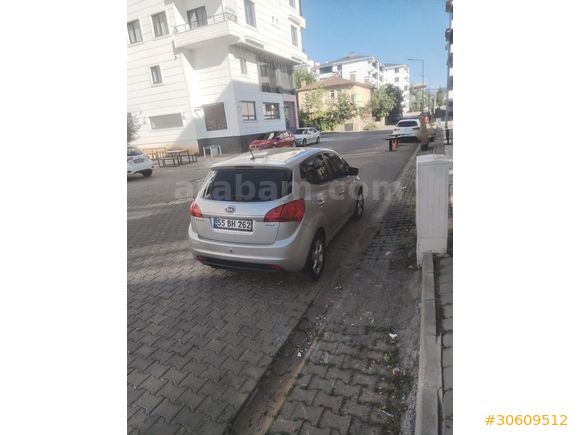 Kia Venga 1.6 CRDi Panaroma Plus 2011 Model