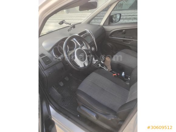 Kia Venga 1.6 CRDi Panaroma Plus 2011 Model