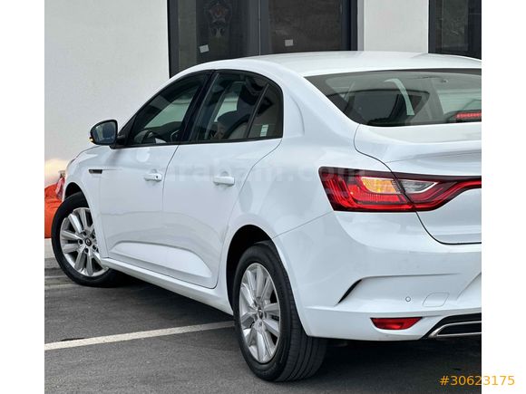 BURAK OTO KİRALAMA ADANA RENAULT MEGANE