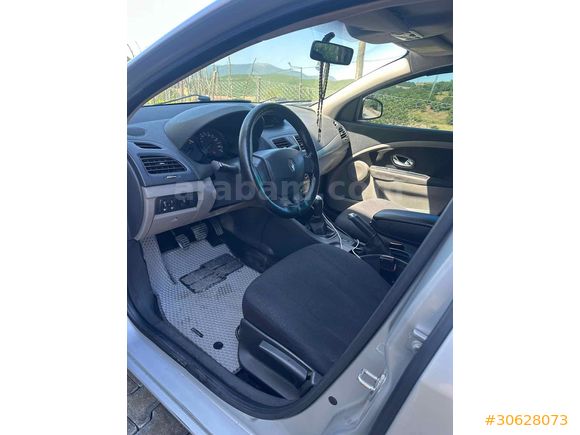 Sahibinden Renault Fluence 1.5 dCi Business 2012 Model 