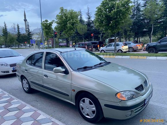 Sahibinden Renault Megane 1.4 Authentique 2002 Model 
