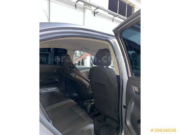 Chevrolet Aveo 1.4 LTZ 2012 Model