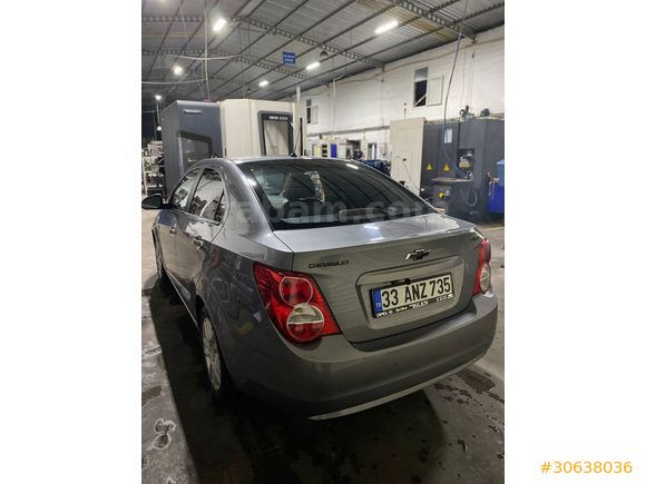Chevrolet Aveo 1.4 LTZ 2012 Model