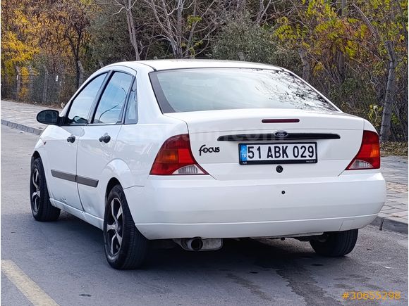 Sahibinden Ford Focus 1.6 Ambiente 2000 Model