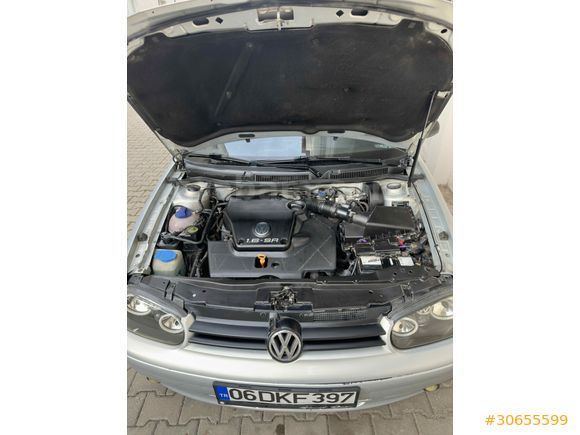 Volkswagen Golf 1.6 Trendline 2000 Model 