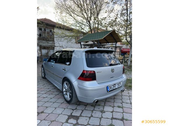 Volkswagen Golf 1.6 Trendline 2000 Model 