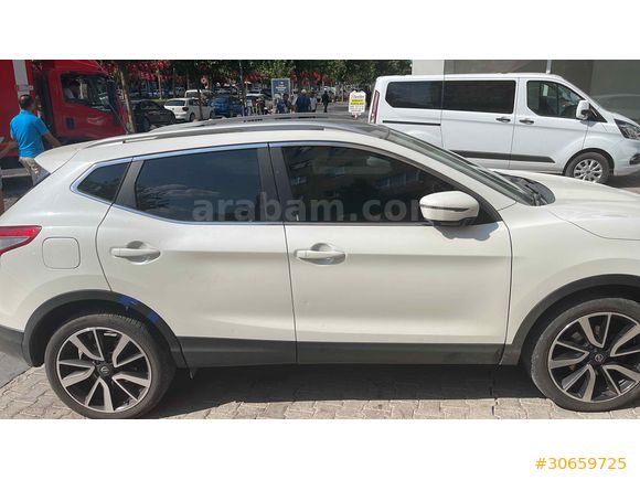 Sahibinden Nissan Qashqai 1.6 dCi Platinum Premium Pack 2016 Model 