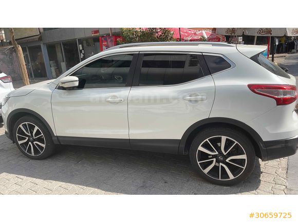 Sahibinden Nissan Qashqai 1.6 dCi Platinum Premium Pack 2016 Model 