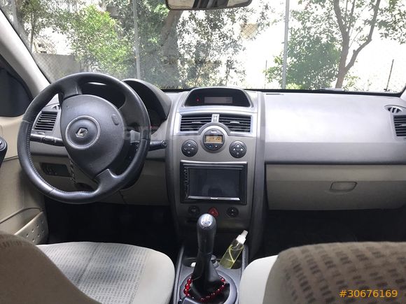  2009 MODEL SORUNSUZ BAKIMLARI TAM MEGANE 2 SIFIR AKÜLÜ