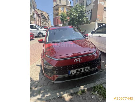 Sahibinden Hyundai Bayon 1.0 T-GDI Elite 2024 Model sağ ön kapıda ufak bir göçük düzeltme var sadece 