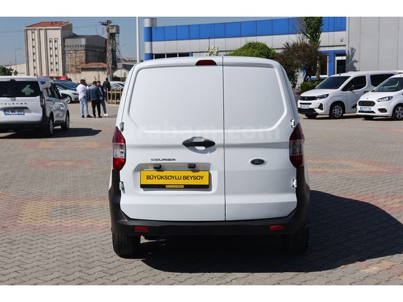 BÜYÜKSOYLU BEYSOY'DAN 2016 TRANSİT COURIER 1.5TDCI TRND PANELVAN