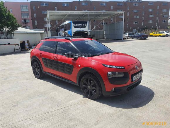 Hatasız boyasız değişensiz Citroen C4 Cactus Shine paket dolu 2015 Model 