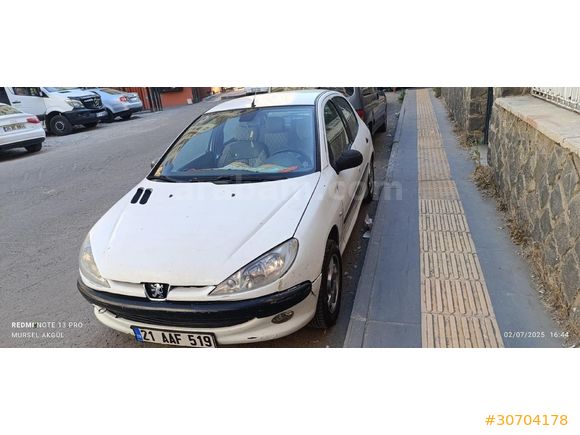 Sahibinden Peugeot 206 1.4 X-Line 2005 Model