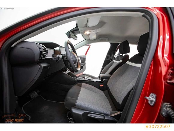 'LESYUS' 2023 CİTROEN C4 1.2 P.TECH FEEL BOLD BOYASIZ 54.000 KM