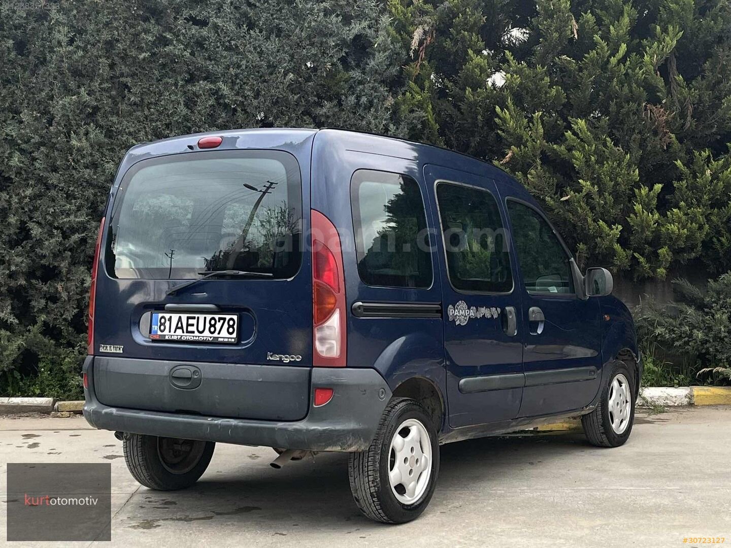 Galeriden Renault Kangoo 1.4 RNA 2001 Model Düzce 300.000 km Lacivert 2