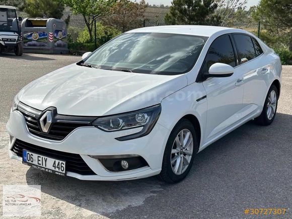 ANKARADA 2020 MEGANE TOUCH DİZEL OTOMATİK 183000 KMDE