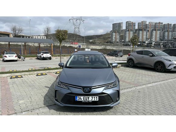 Sahibinden Toyota Corolla 1.8 Hybrid Flame X-Pack 2021 Model 