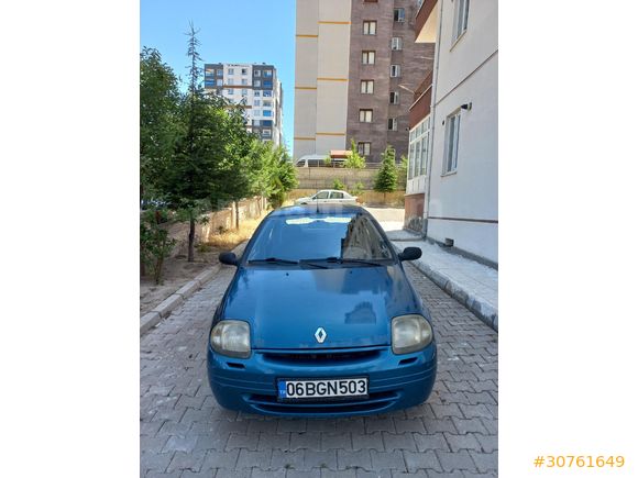 Sahibinden Renault Clio 1.4 RNA 2000    Model TAKAS OLUR ÜST MODELERLE