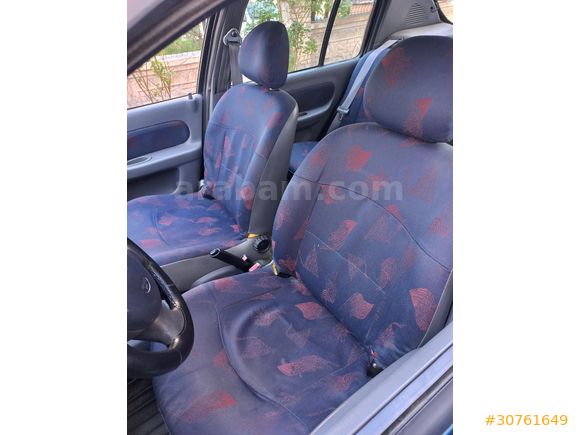 Sahibinden Renault Clio 1.4 RNA 2000    Model TAKAS OLUR ÜST MODELERLE