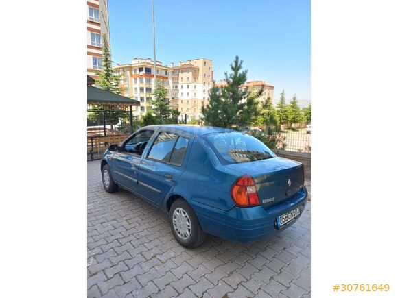 Sahibinden Renault Clio 1.4 RNA 2000    Model TAKAS OLUR ÜST MODELERLE