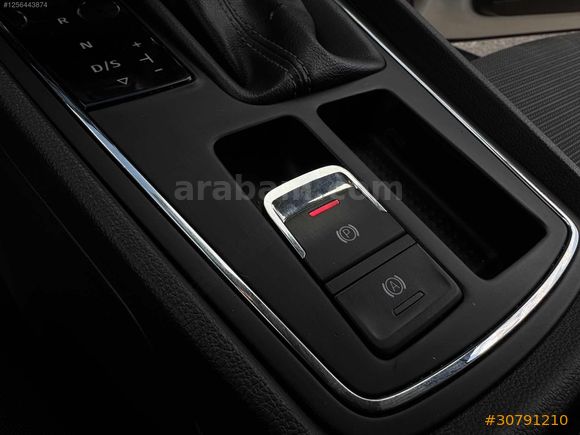 **2017 SEAT LEON MAKYAJLI DİZEL OTOMATİK**125.000 KM**